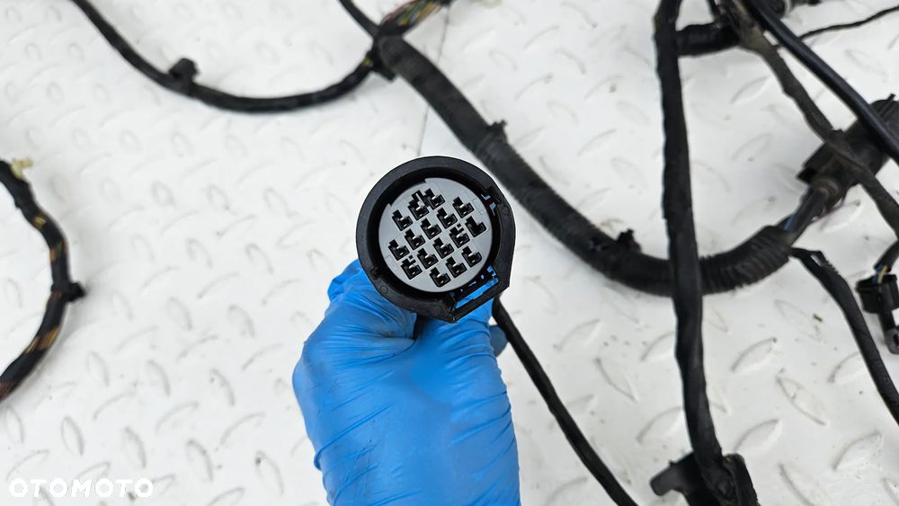 Jaguar XJ 351 5.0 SC 510 KM 508PS Instalacja grodzi Wiązka przewodów komory Kable AW93-14290-UAE - 11