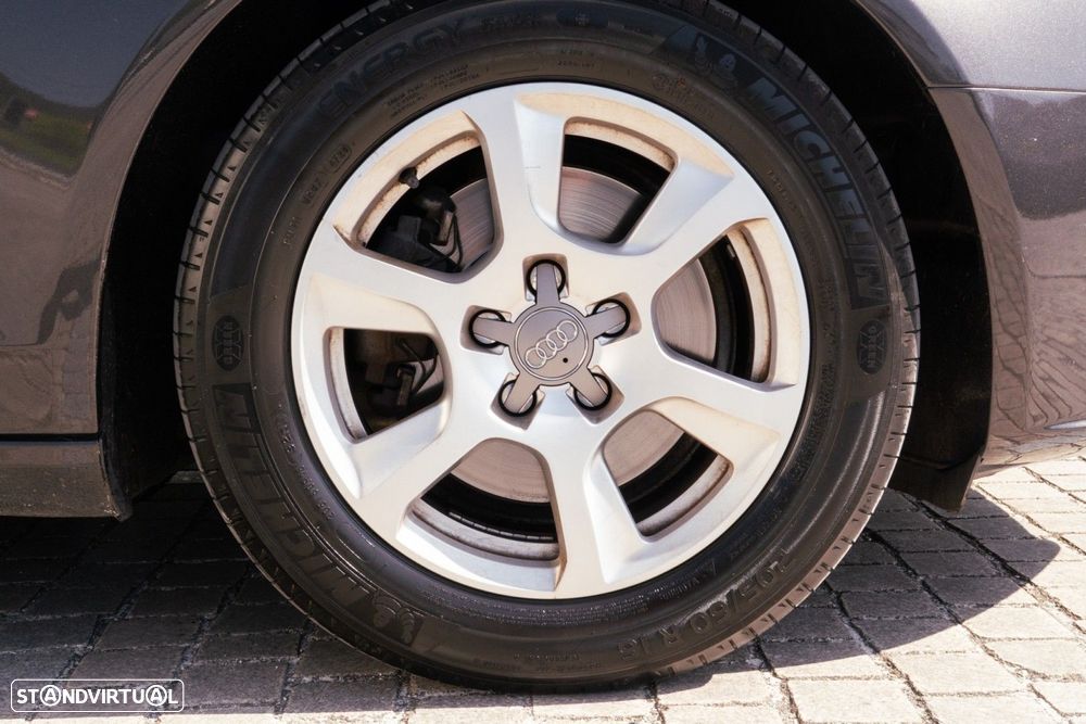 Audi A4 2.0 TDI Advance - 49