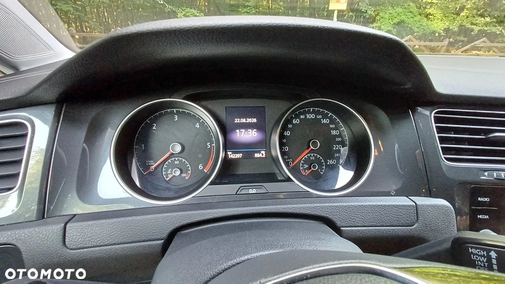 Volkswagen Golf 1.6 TDI BMT Comfortline - 7