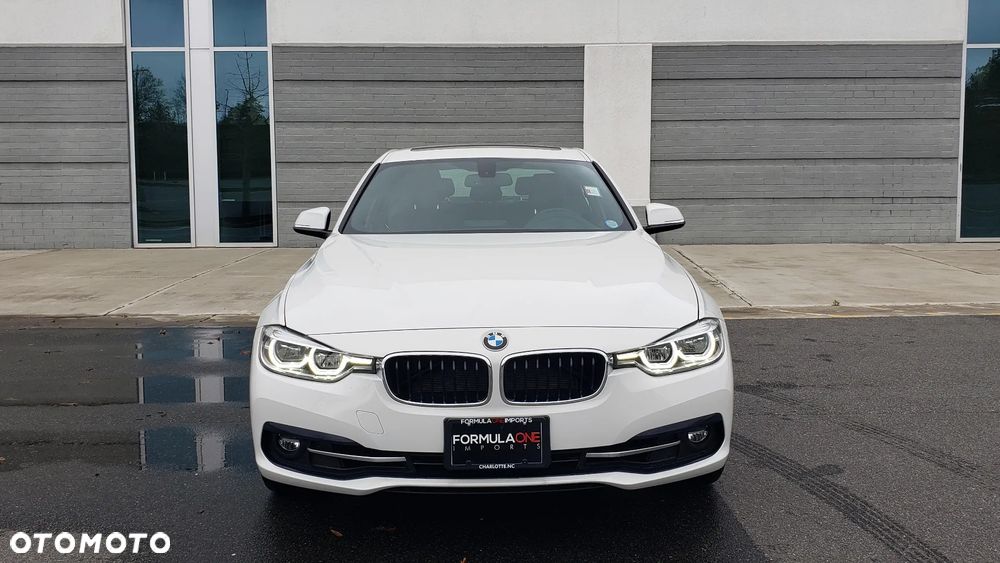 BMW Seria 3 330i Sport Line - 3