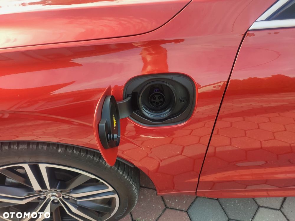 Volvo XC 60 T8 AWD Plug-In Hybrid Polestar Engineered - 13