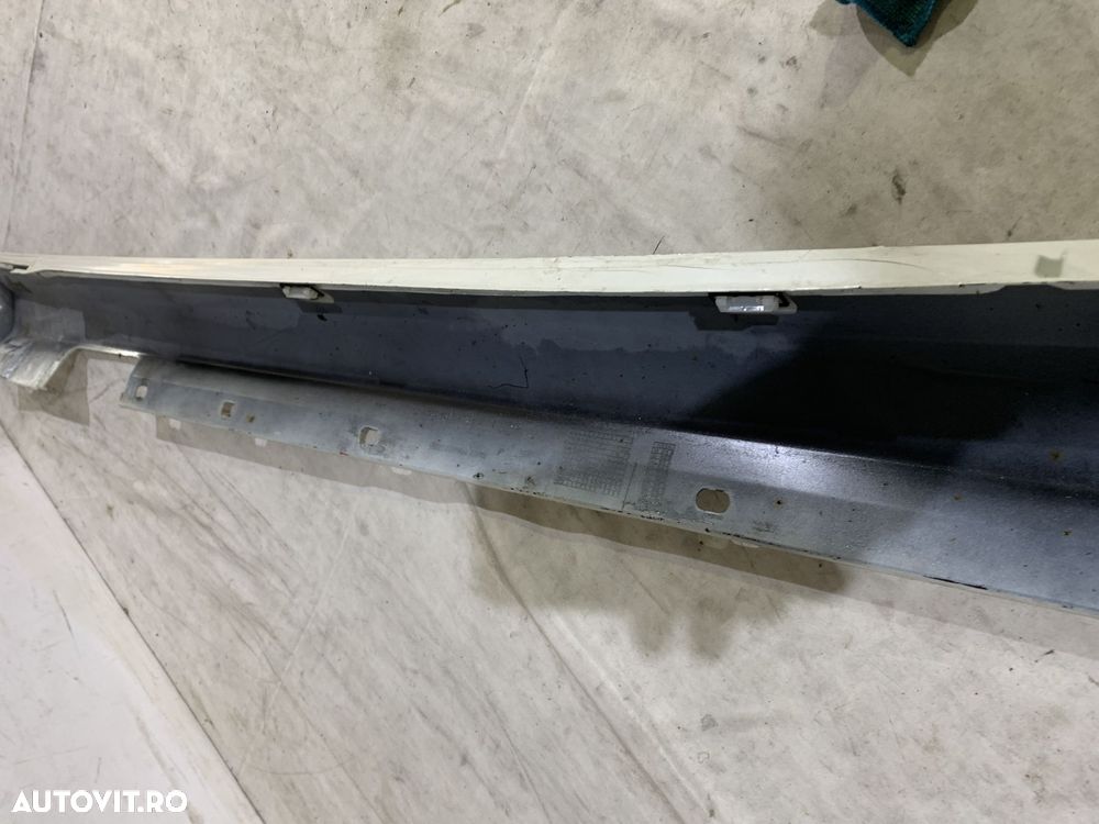 Prag dreapta Mercedes C-Class W204, 2007, 2008, 2009, 2010, 2011, 2012, 2013, cod origine OE A2046900440. - 4