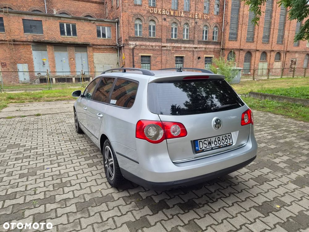 Volkswagen Passat 1.9 TDI DPF Comfortline - 3