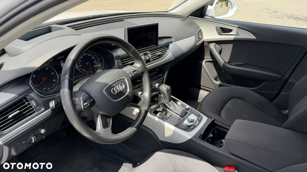 Audi A6 Avant 2.0 TDI Ultra S tronic - 18