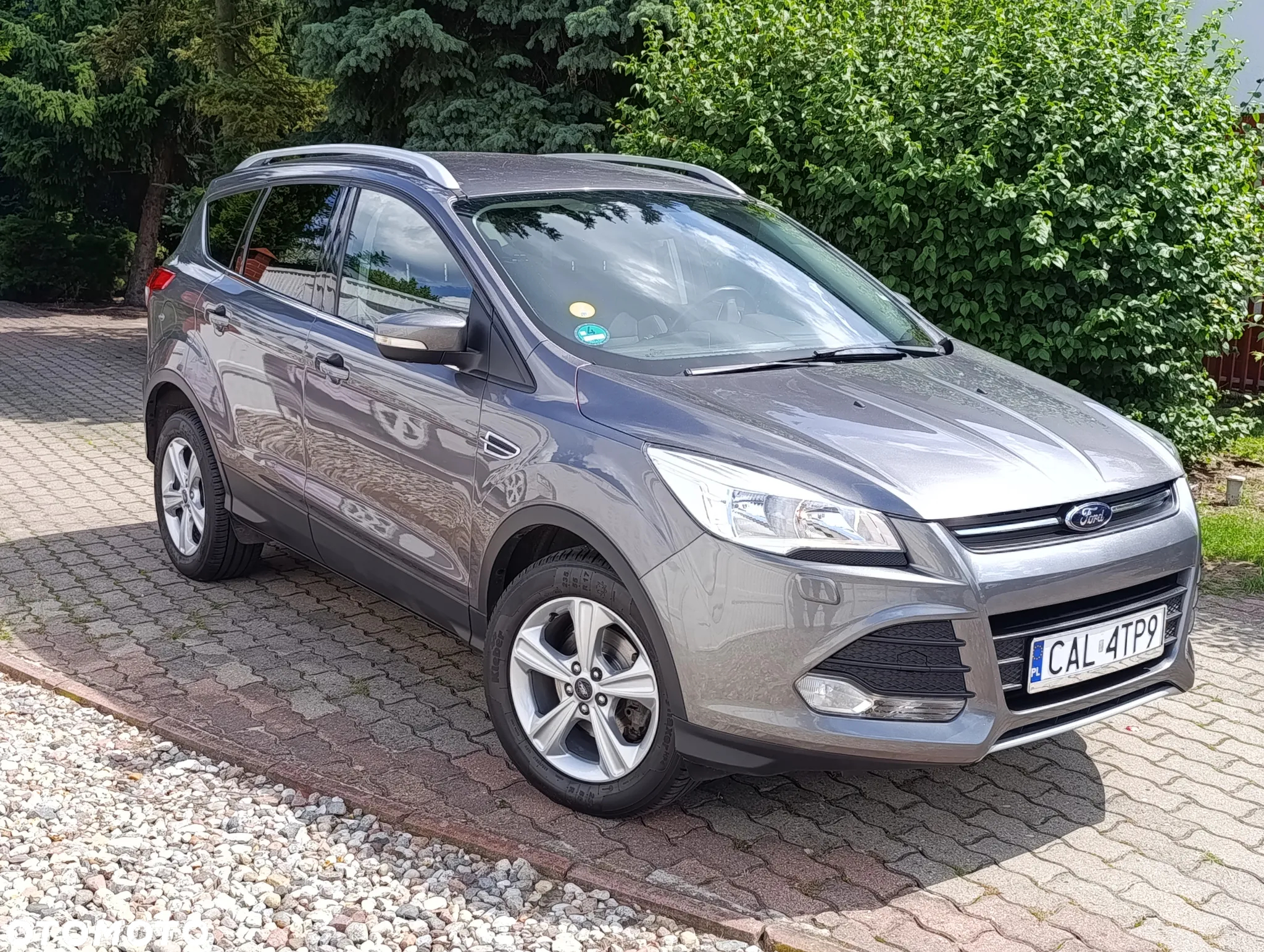 Ford Kuga 2.0 TDCi 2x4 Trend - 2
