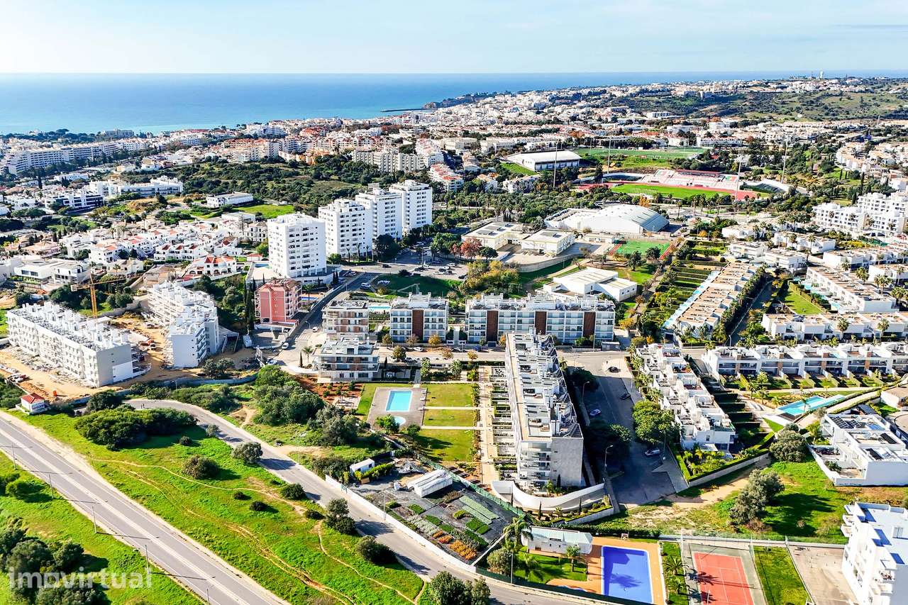 Moderno apartamento de canto T3 em Albufeira - Grande imagem: 2/35
