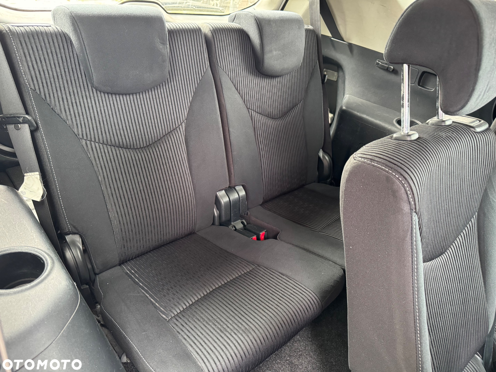 Toyota Prius+ (Hybrid) Comfort - 9