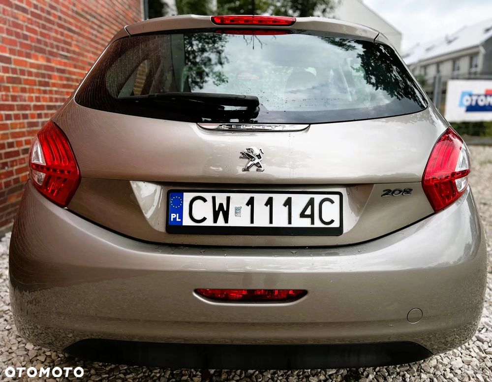 Peugeot 208 - 39