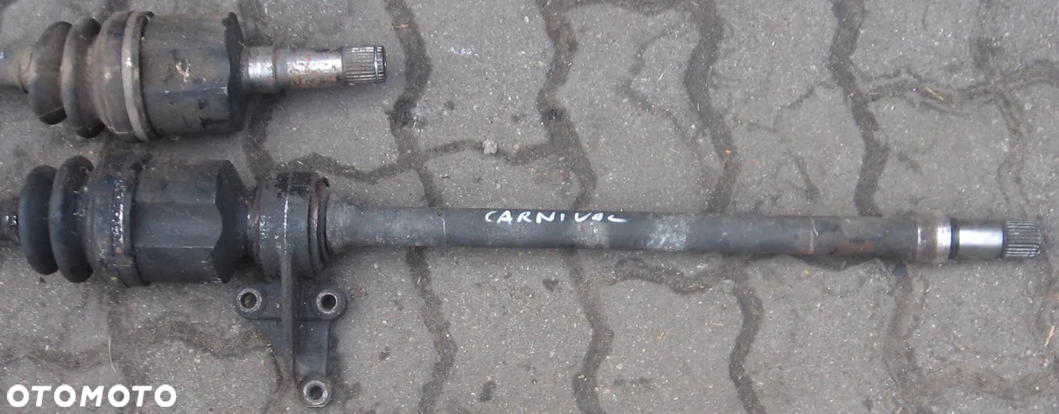 półoś prawa lewa KIA CARNIVAL 2.9 CRDI - 3