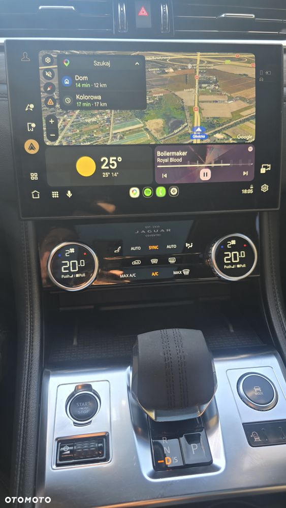 Jaguar F-Pace P250 AWD - 15