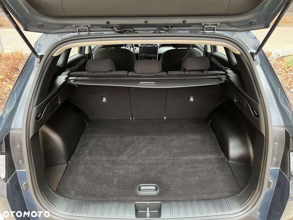 Hyundai Tucson 1.6 T-GDi HEV Modern 2WD - 10