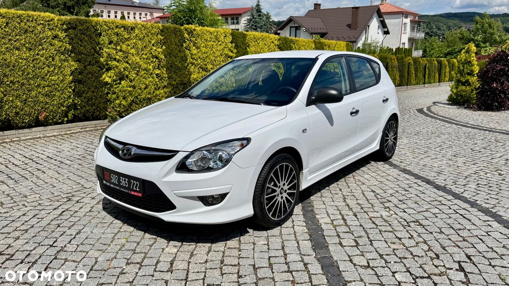 Hyundai i30 1.4 Intro Edition - 10