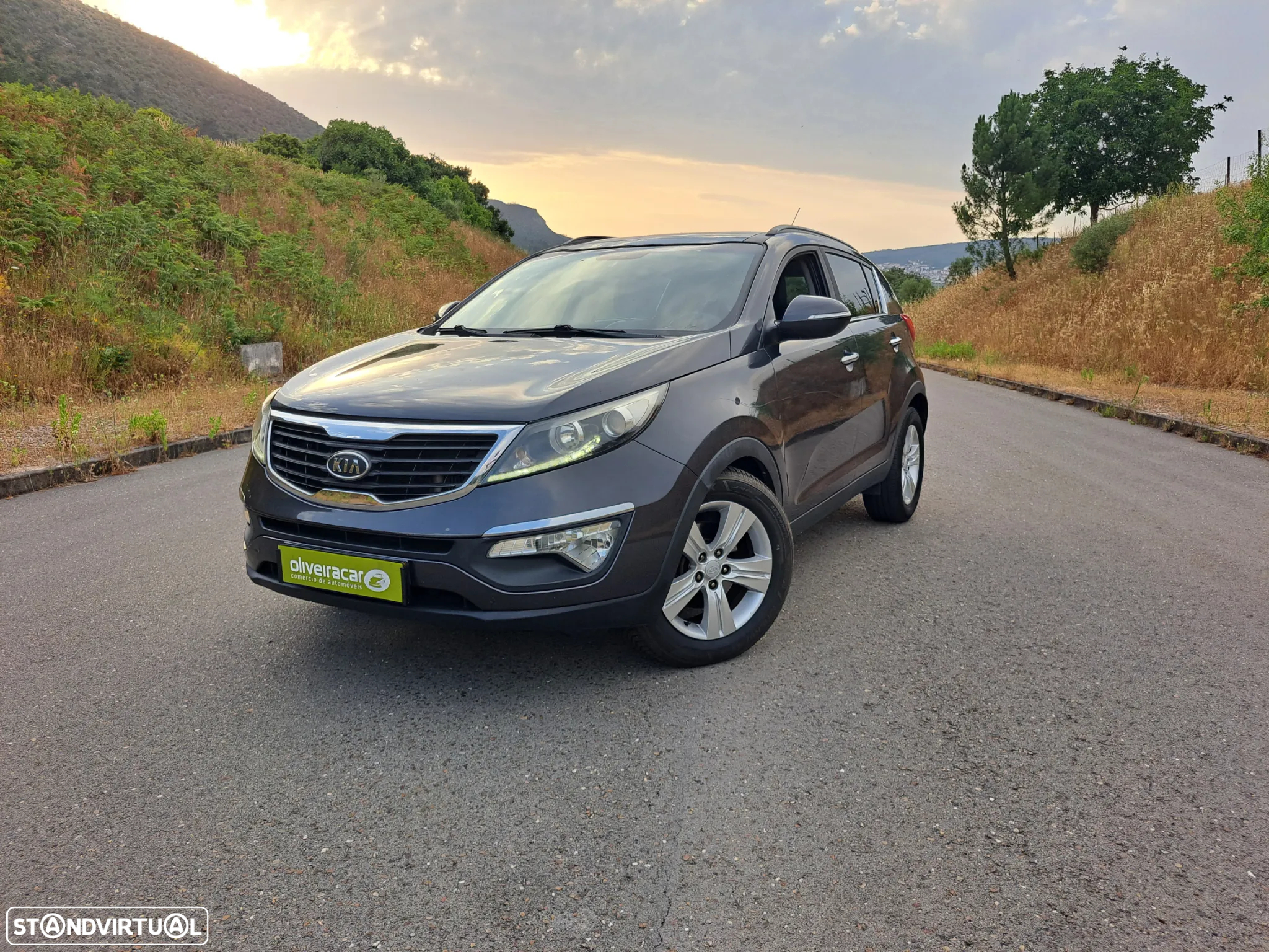 Kia Sportage 1.7 CRDI ISG More Edition - 10