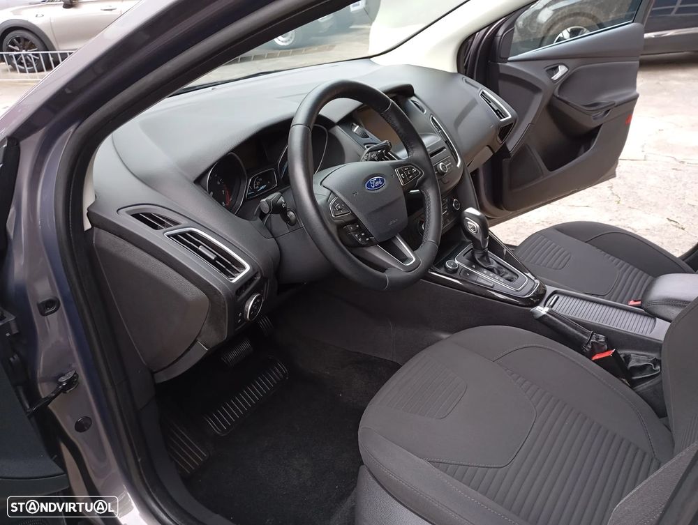 Ford Focus 1.0 EcoBoost S&S Aut. Titanium - 5
