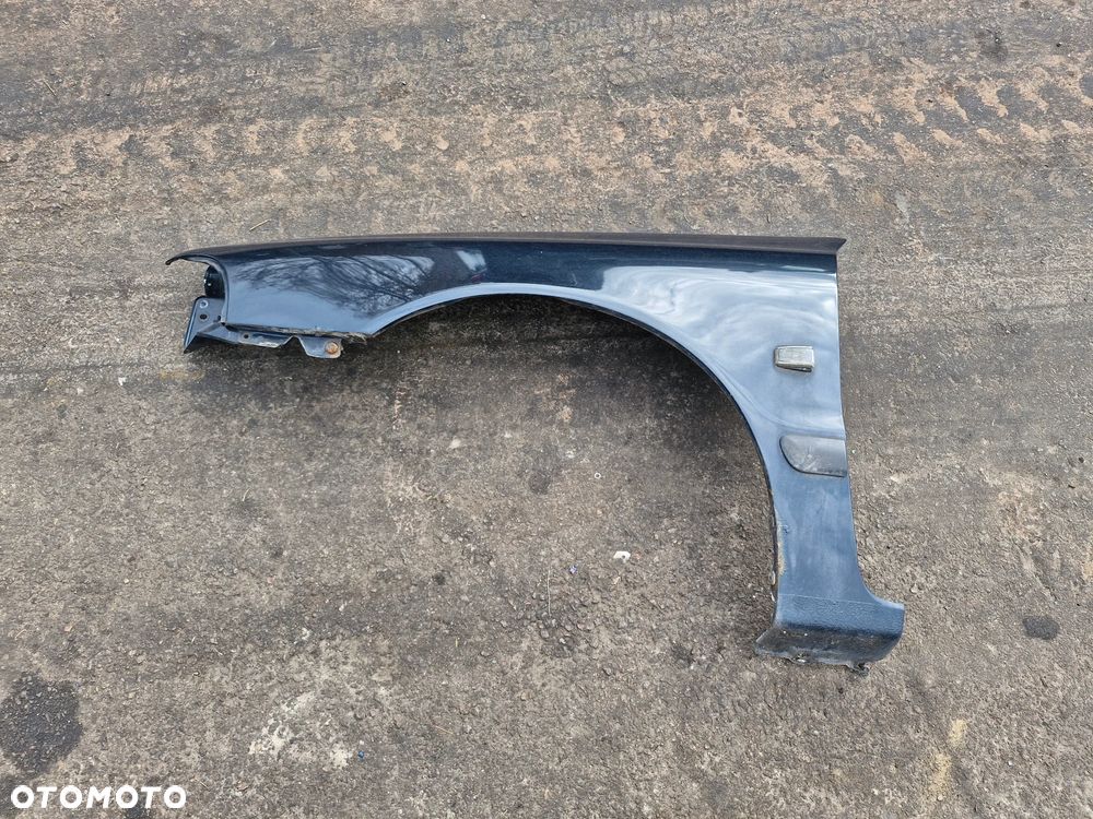 błotnik przedni lewy / przód lewy / Volvo V40 - 1