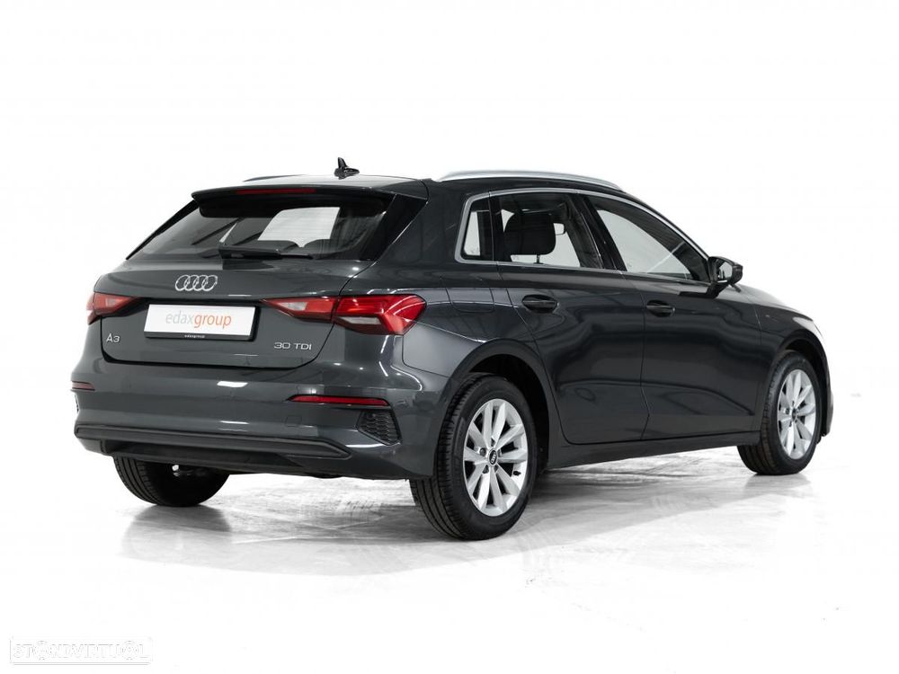 Audi A3 Sportback 30 TDI S line S tronic - 3