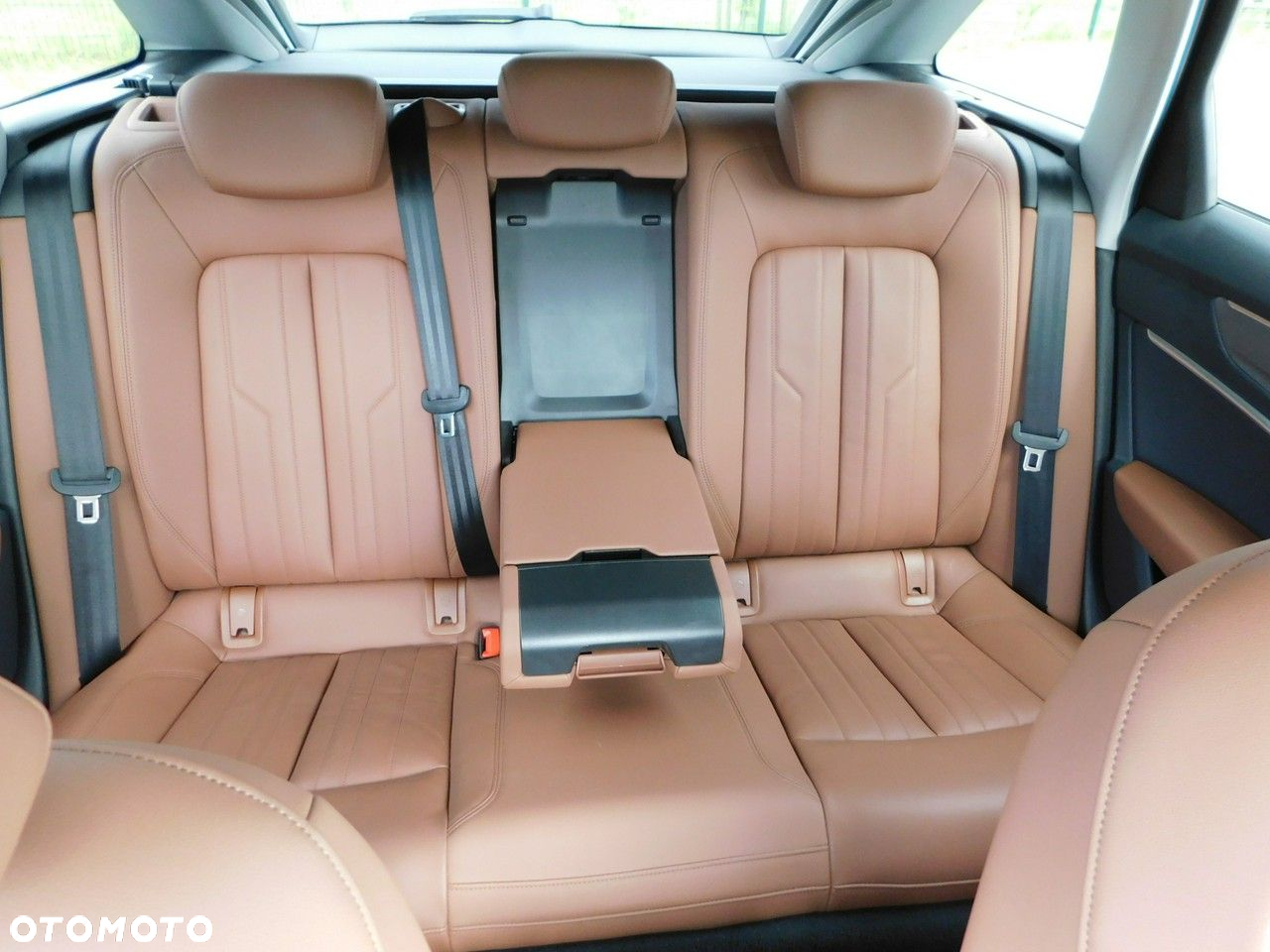 Audi A6 - 13