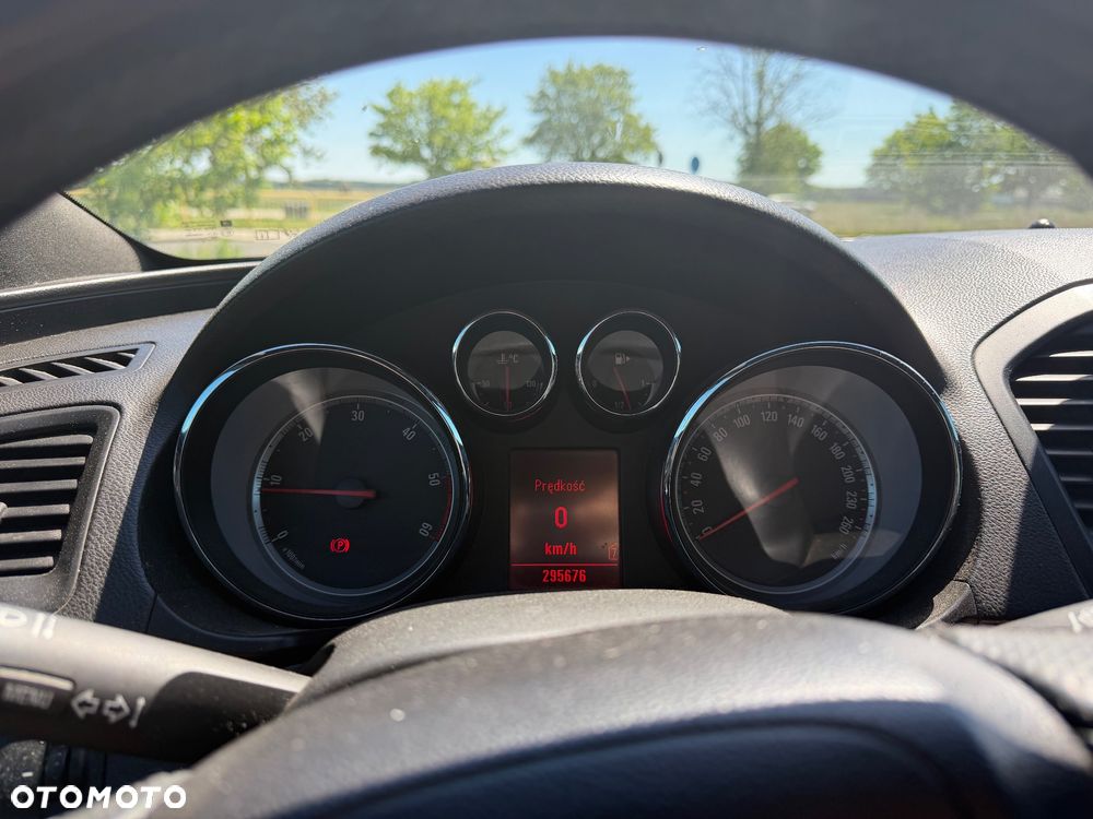 Opel Insignia 2.0 CDTI Sport - 2