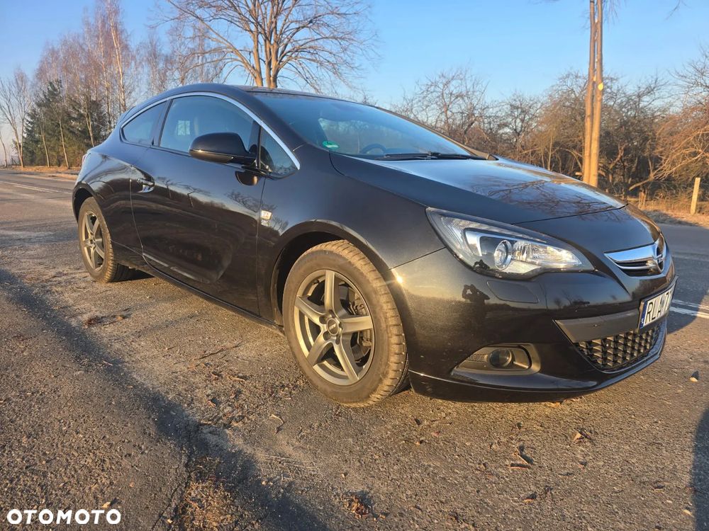 Opel Astra 2.0 CDTI ecoFLEX Start/Stop - 2