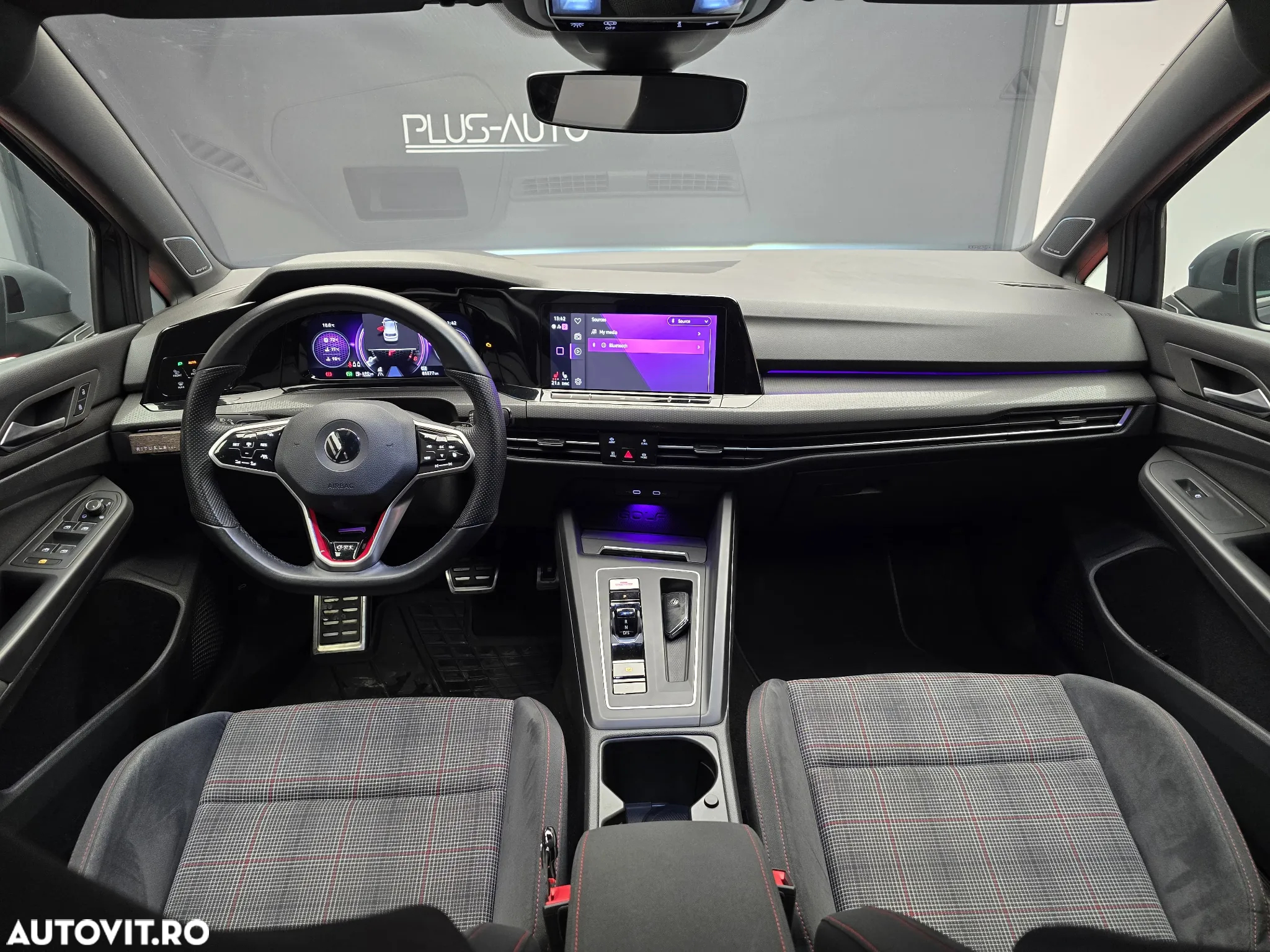 Volkswagen Golf GTI (BlueMotion Technology) DSG Performance - 14