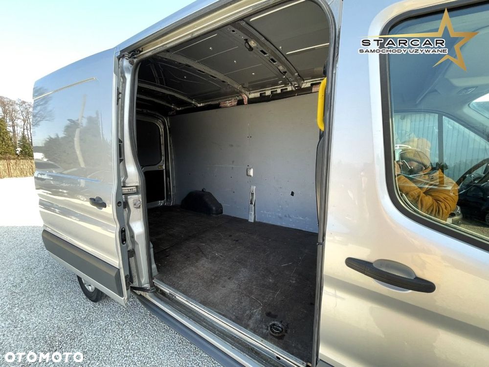 Ford Transit - 18