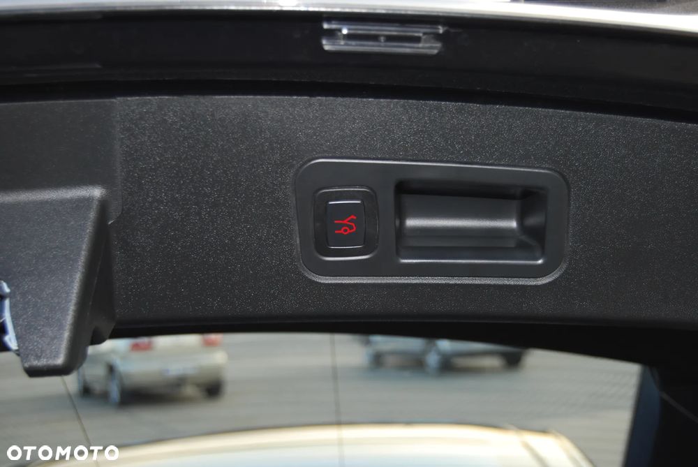 Tesla Model S Standard - 15