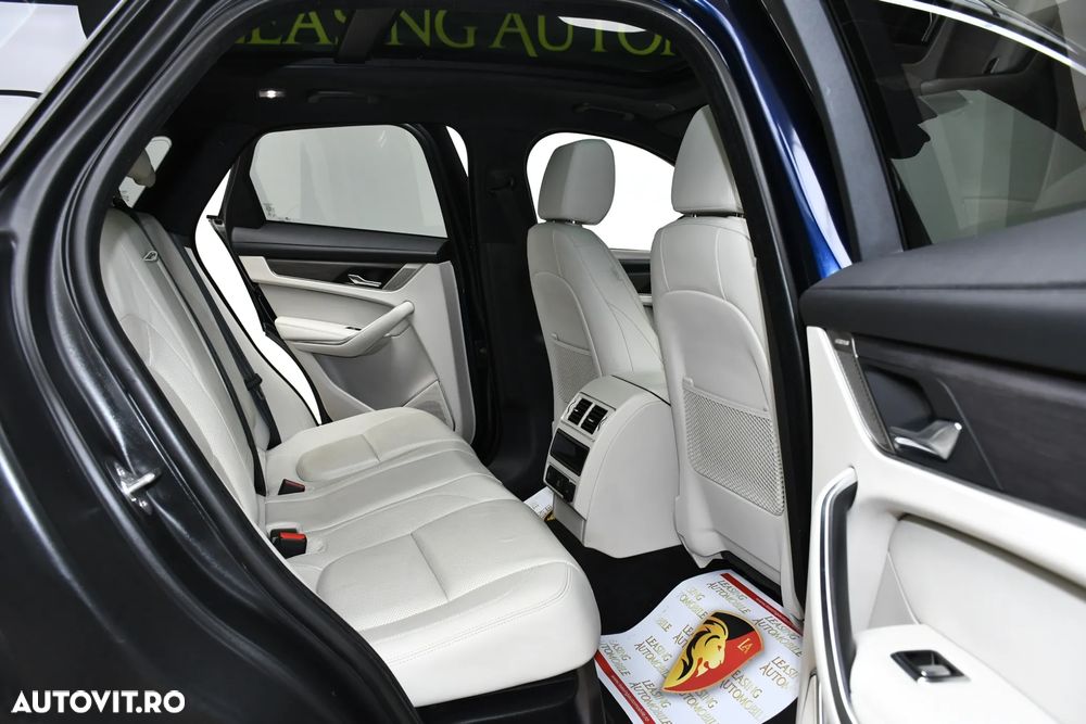 Jaguar F-Pace P400e AWD HSE - 10