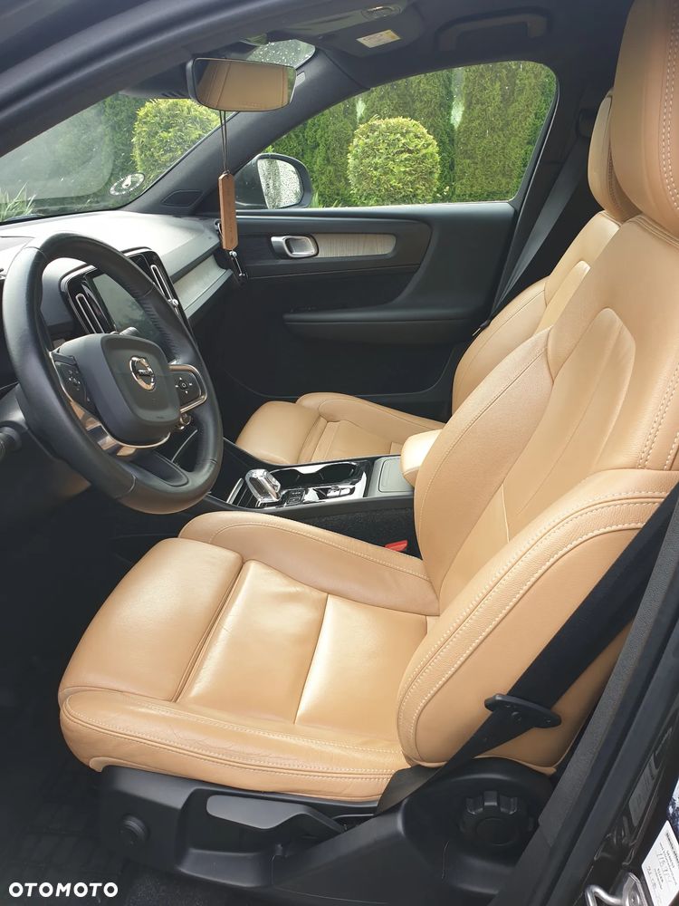 Volvo XC 40 - 5