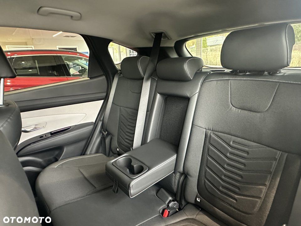Hyundai Tucson - 12