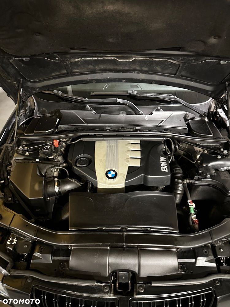 BMW Seria 3 320d DPF - 15