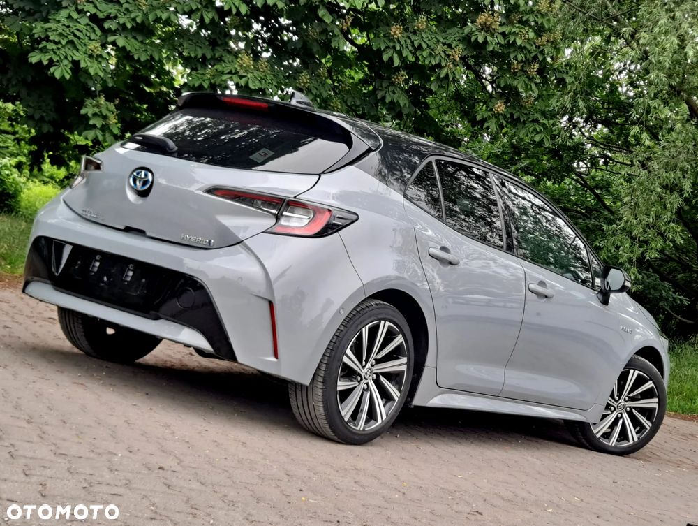Toyota Corolla - 24