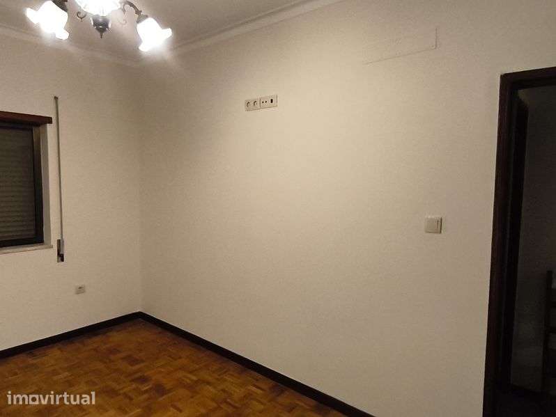 Arrenda-se casa em Vieira do Minho - Grande imagem: 3/7