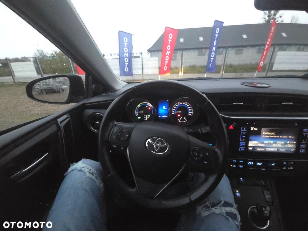 Toyota Auris Hybrid 135 Comfort - 31