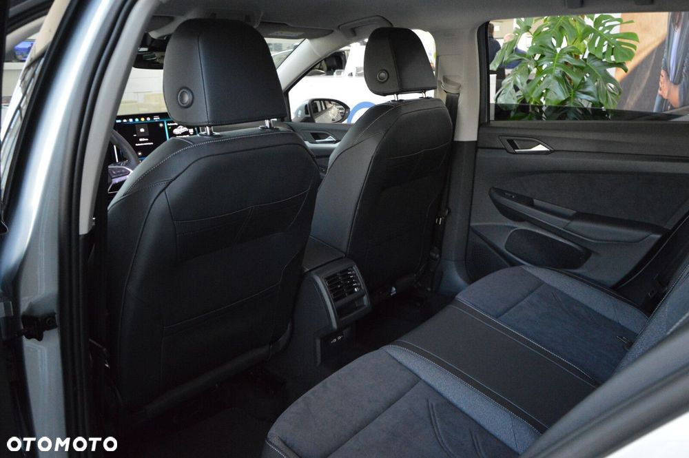 Volkswagen Golf Variant 1.5 eTSI mHEV Life Plus DSG - 25