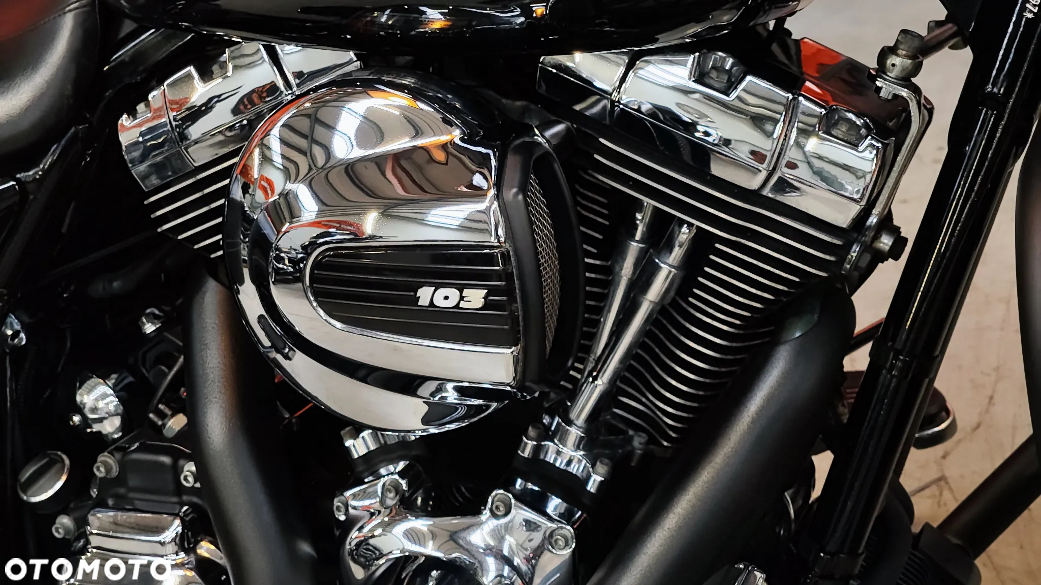 Harley-Davidson FLHXS Special - 24