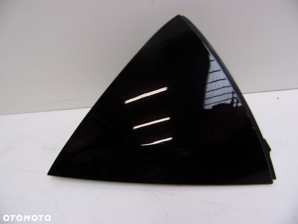 CHRYSLER PACIFICA 16-TRÓJKĄT BŁOTNIKA PRAWY TYŁ 68227308AC - 2