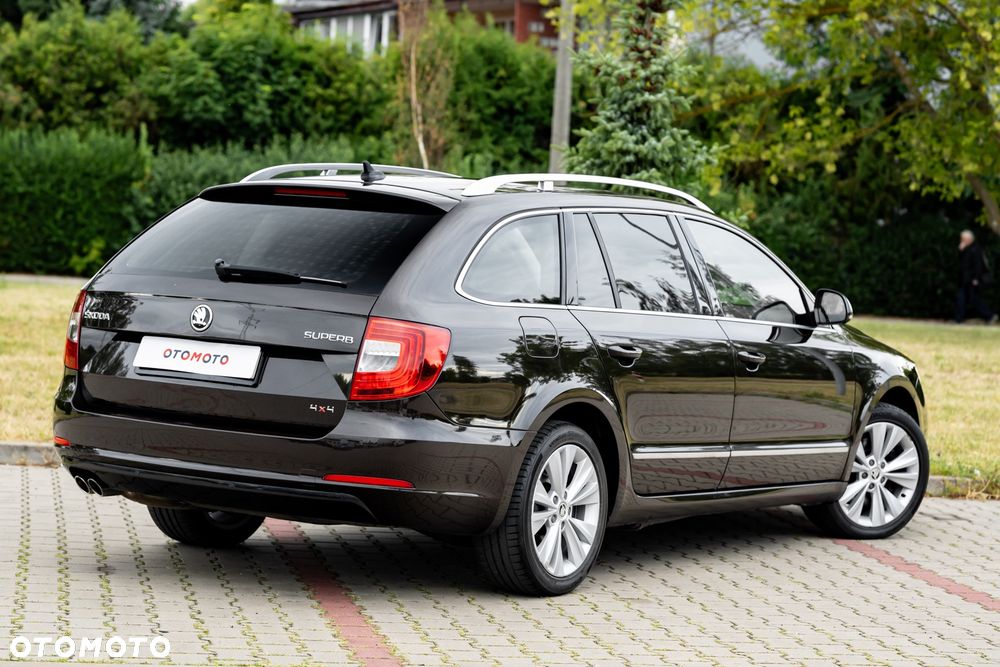 Skoda Superb 2.0 TDI Green tec 4x4 DSG Elegance - 16