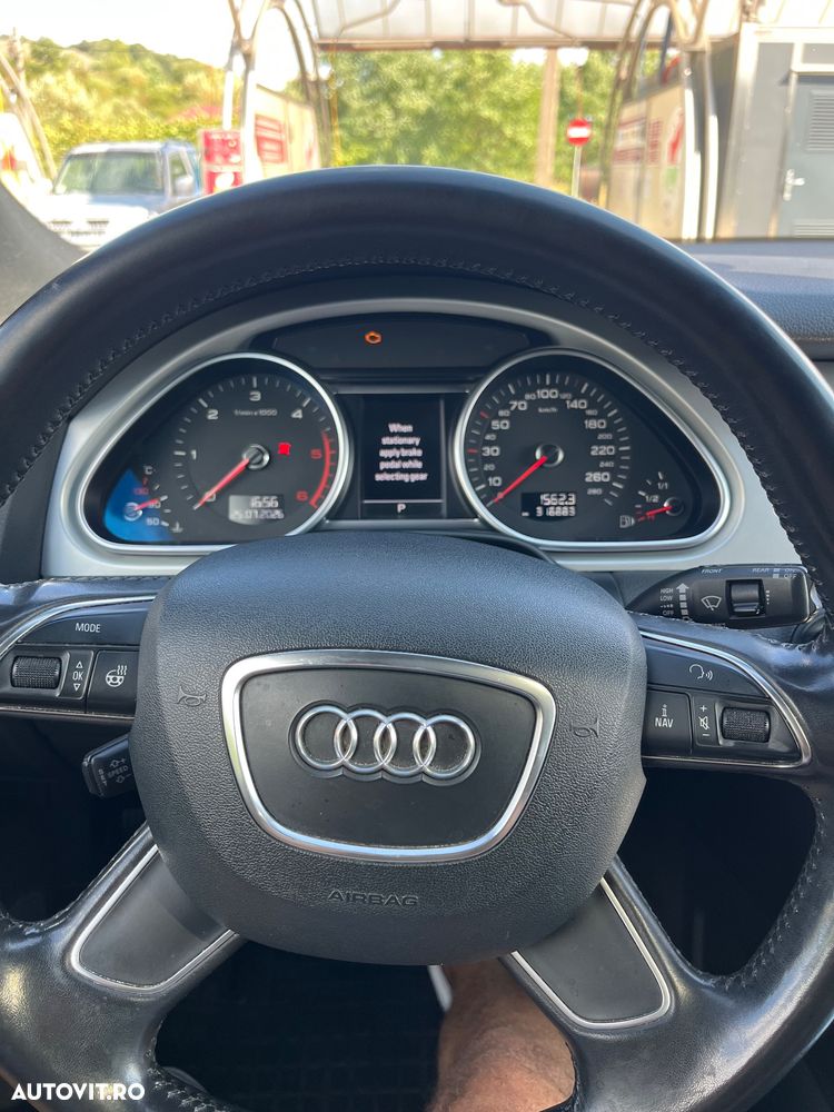 Audi Q7 3.0 TDI Quattro Tip - 25
