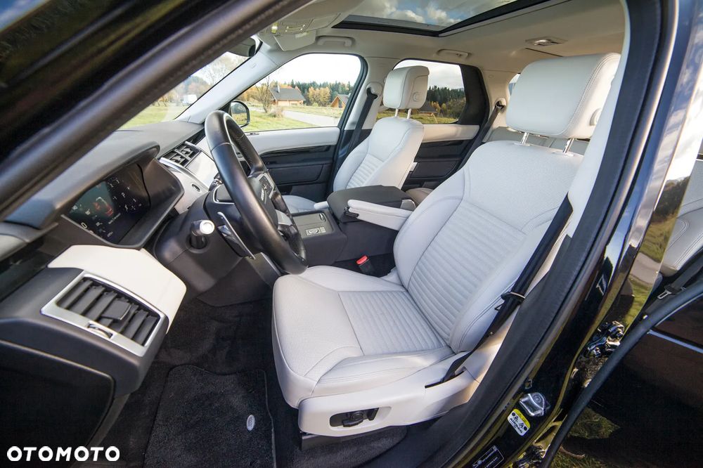 Land Rover Discovery 3.0 D300 mHEV R-Dynamic SE - 21