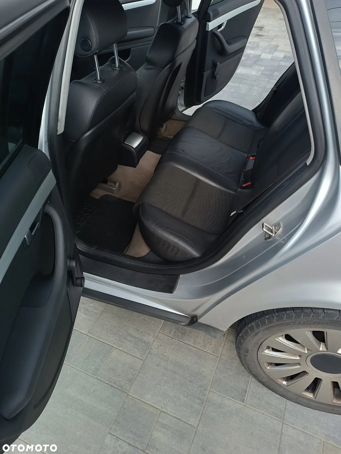 Audi A4 Avant 1.8T - 11