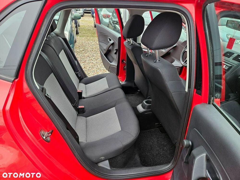 Volkswagen Polo - 11