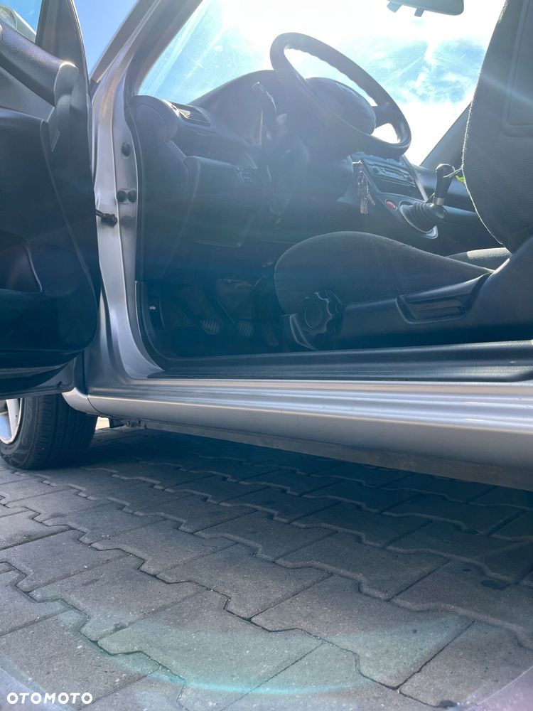 Honda Civic 1.4i Sport - 14