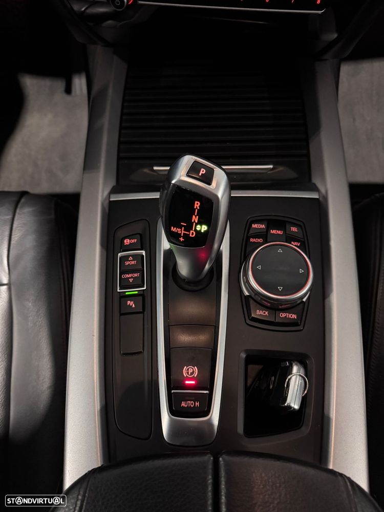 BMW X5 25 d sDrive Comfort 7L - 21