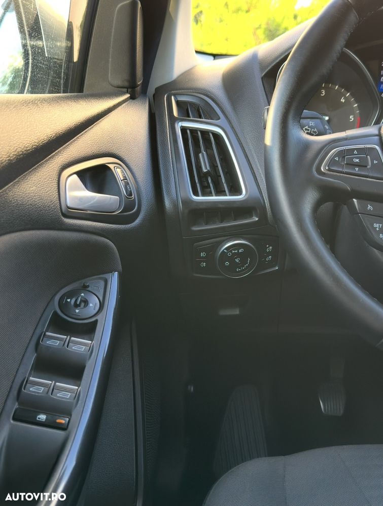 Ford Focus 1.5 EcoBlue ST Line Business - 10
