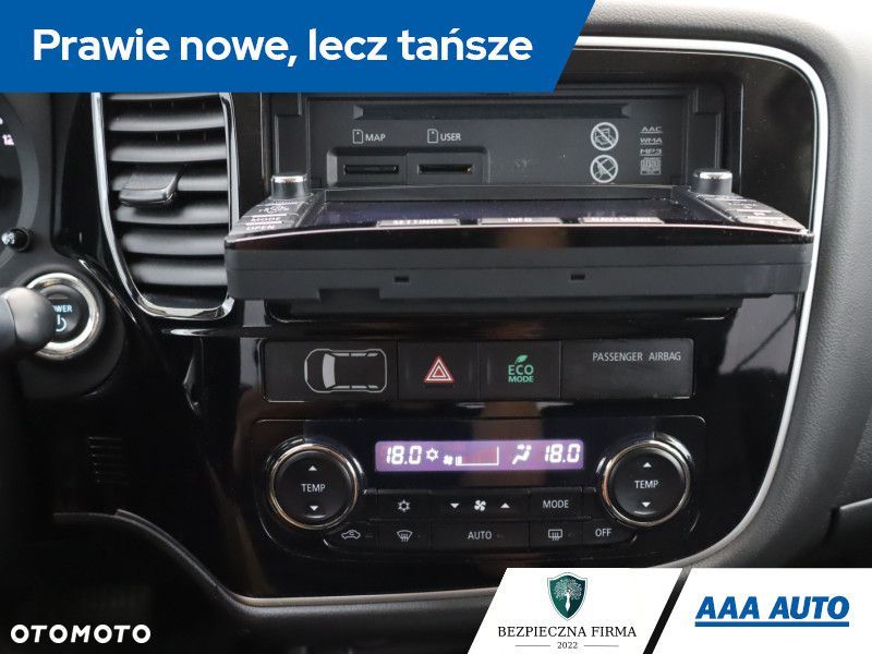 Mitsubishi Outlander - 24