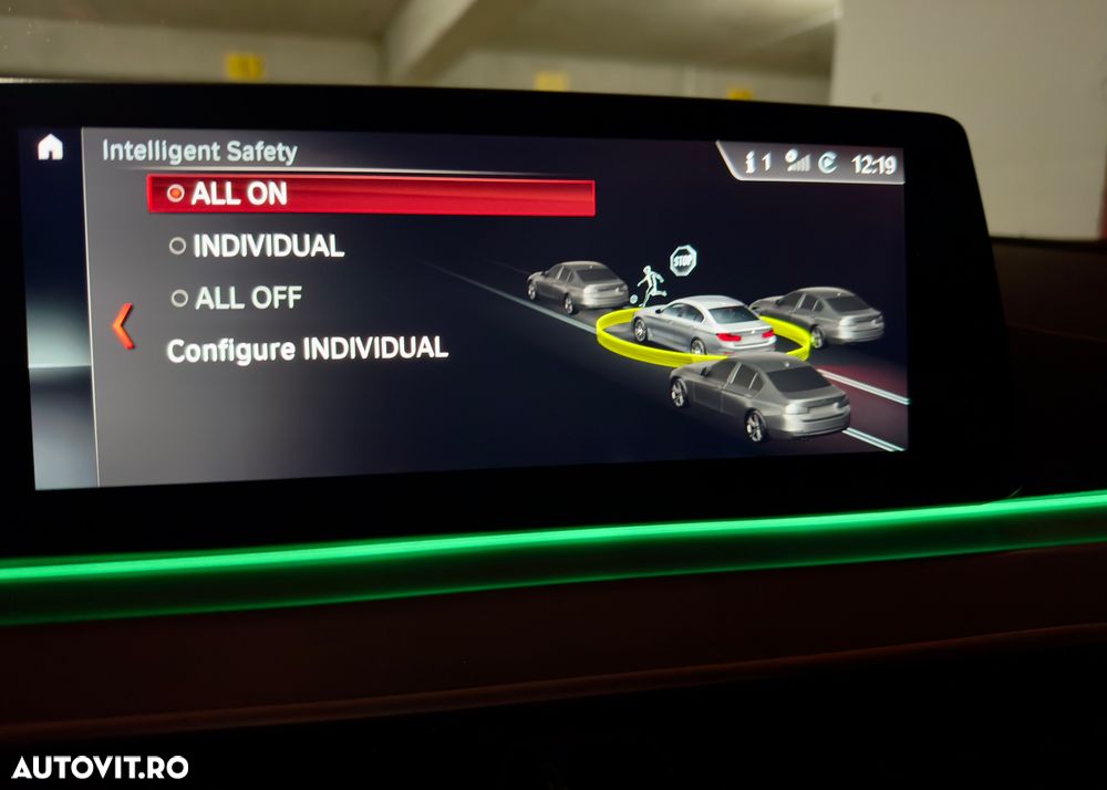 BMW Seria 5 520d xDrive Aut. Sport Line - 25