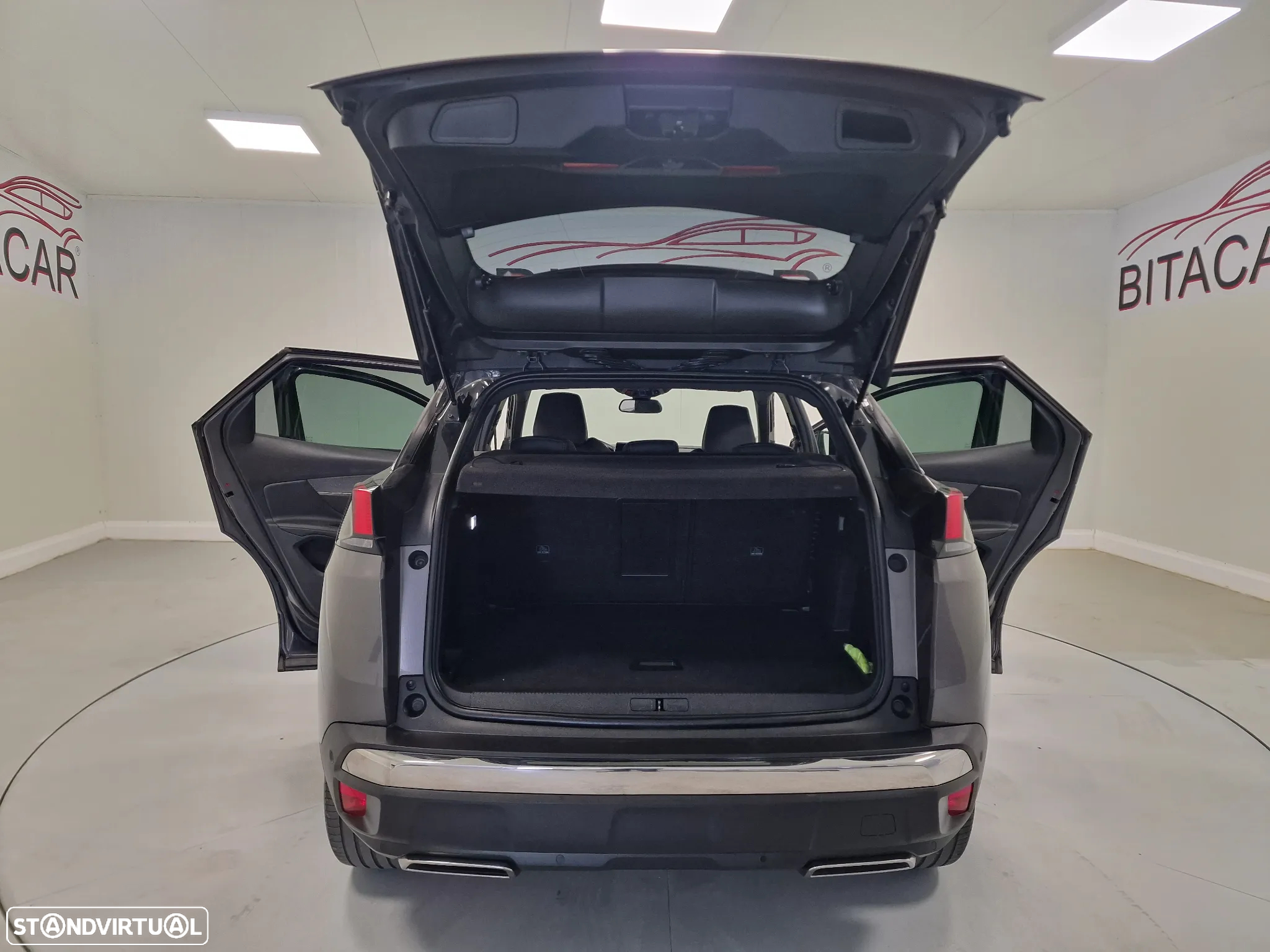 Peugeot 3008 1.5 BlueHDi GT Line - 23