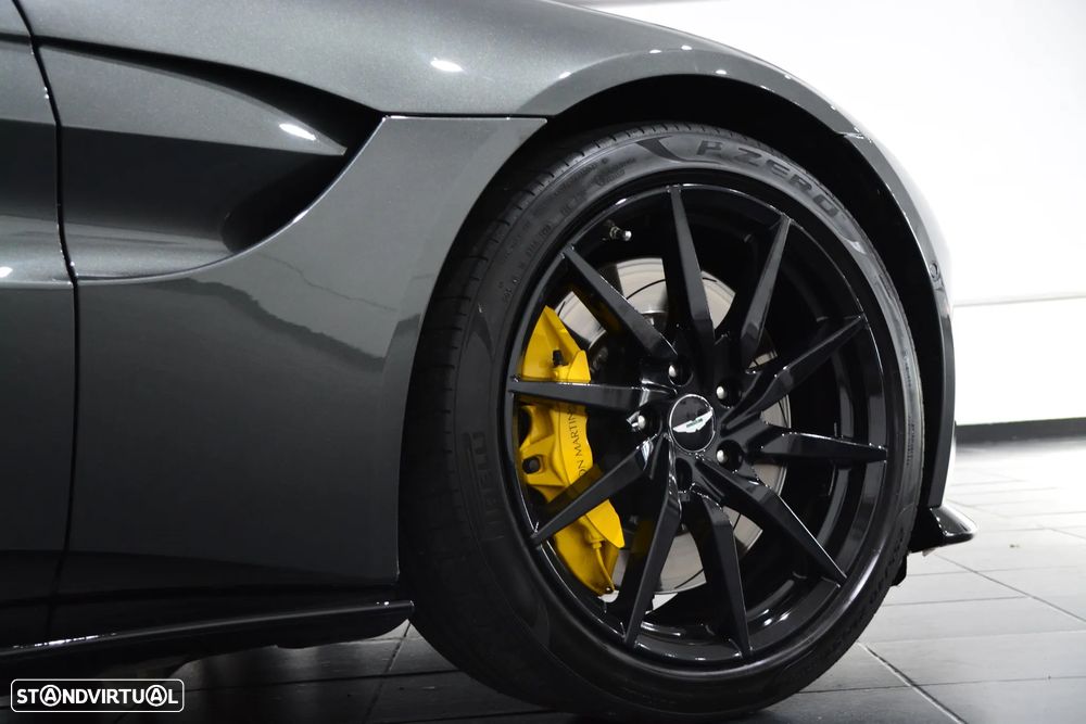 Aston Martin Vantage Roadster V8 - 22