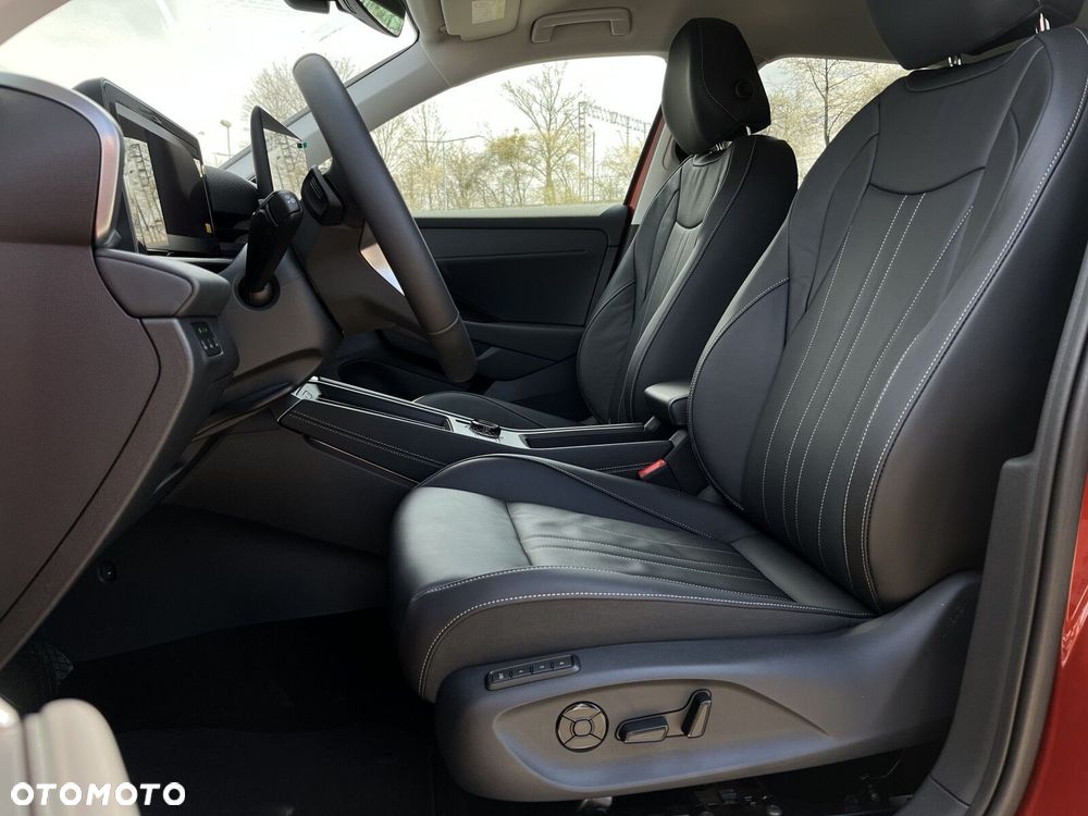 Volkswagen T-Roc 1.5 eTSI Style DSG - 17