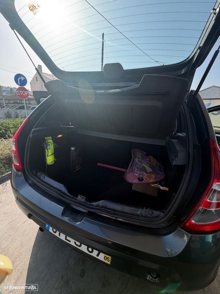Dacia Sandero 1.5 dCi Confort - 9